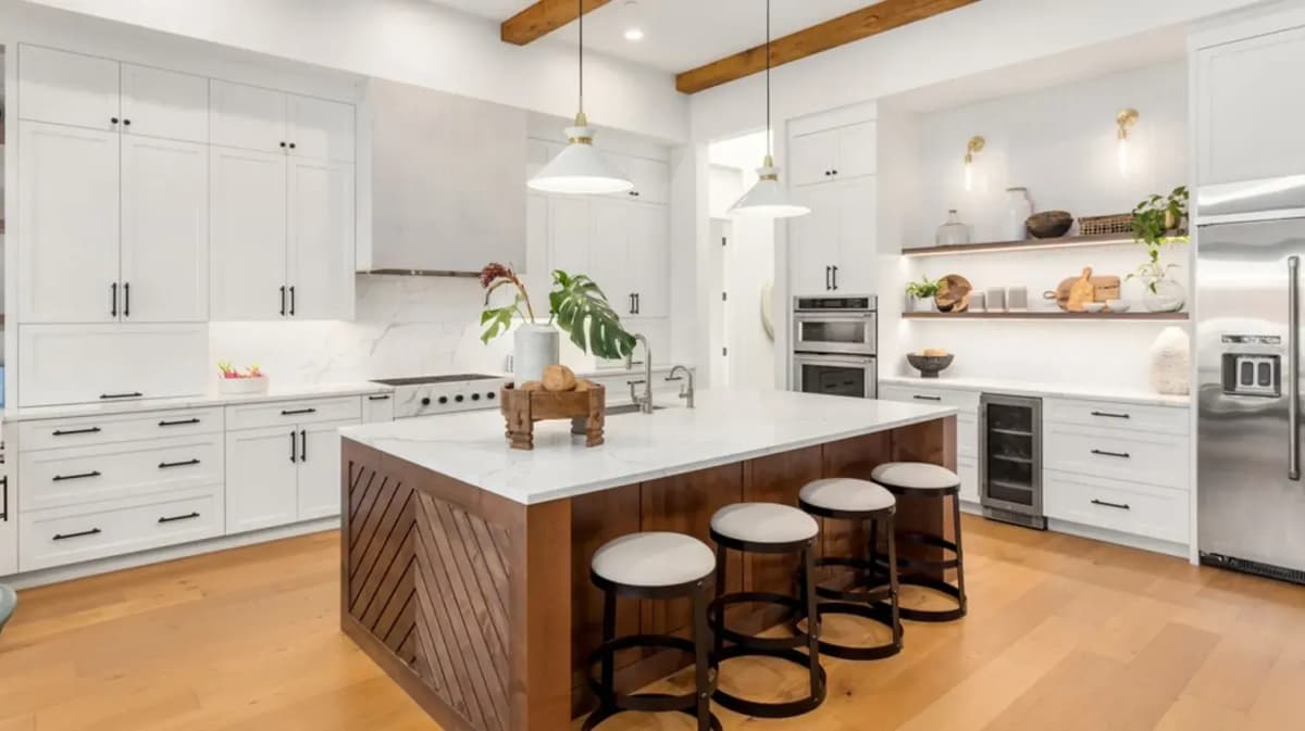 How Garage Conversion Builders Santa Clara Handle Layout, Plumbing, and City Permits